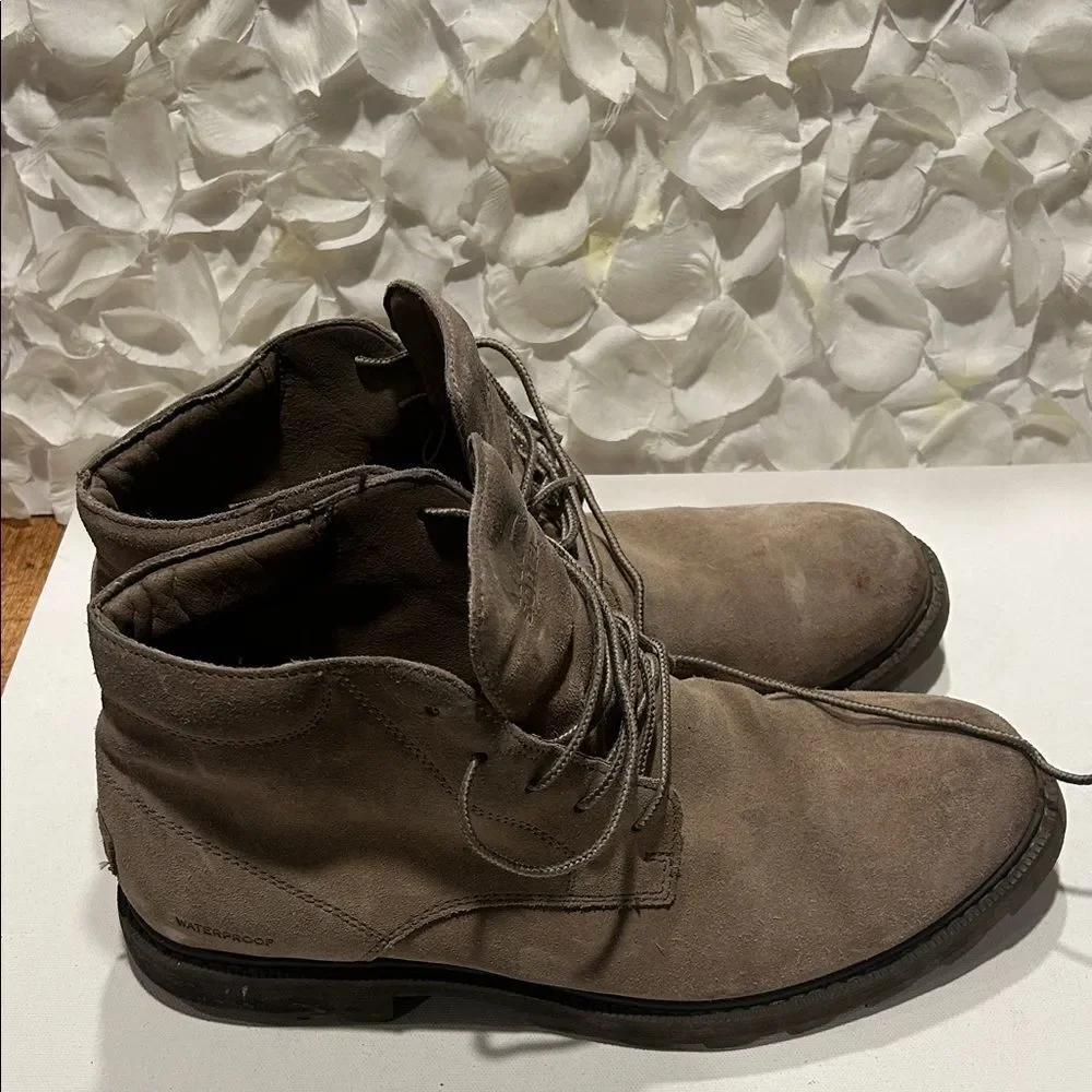 Sorel Men's Brown Suede Chukka Boots